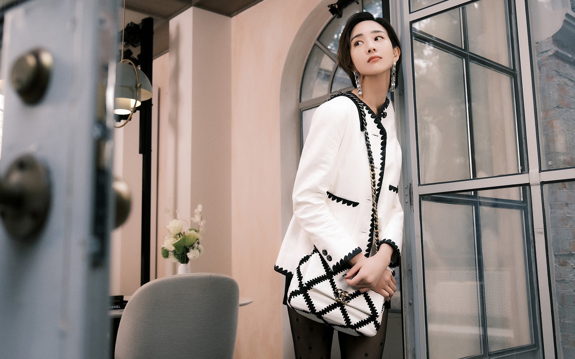 九游网页版官网-新西兰全黑队的快速进攻与灵活反击形成威胁，新西兰全黑队队员介绍