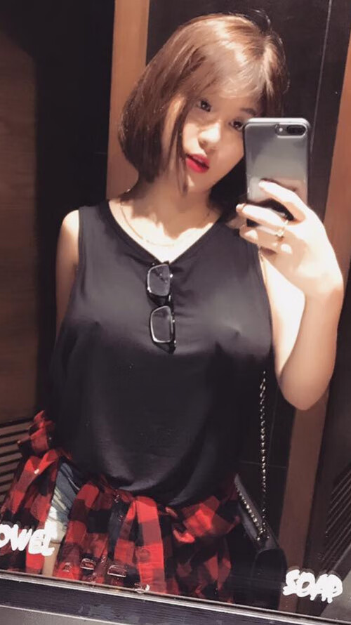 火箭外援社交平台与球迷深夜互动，火箭队新援